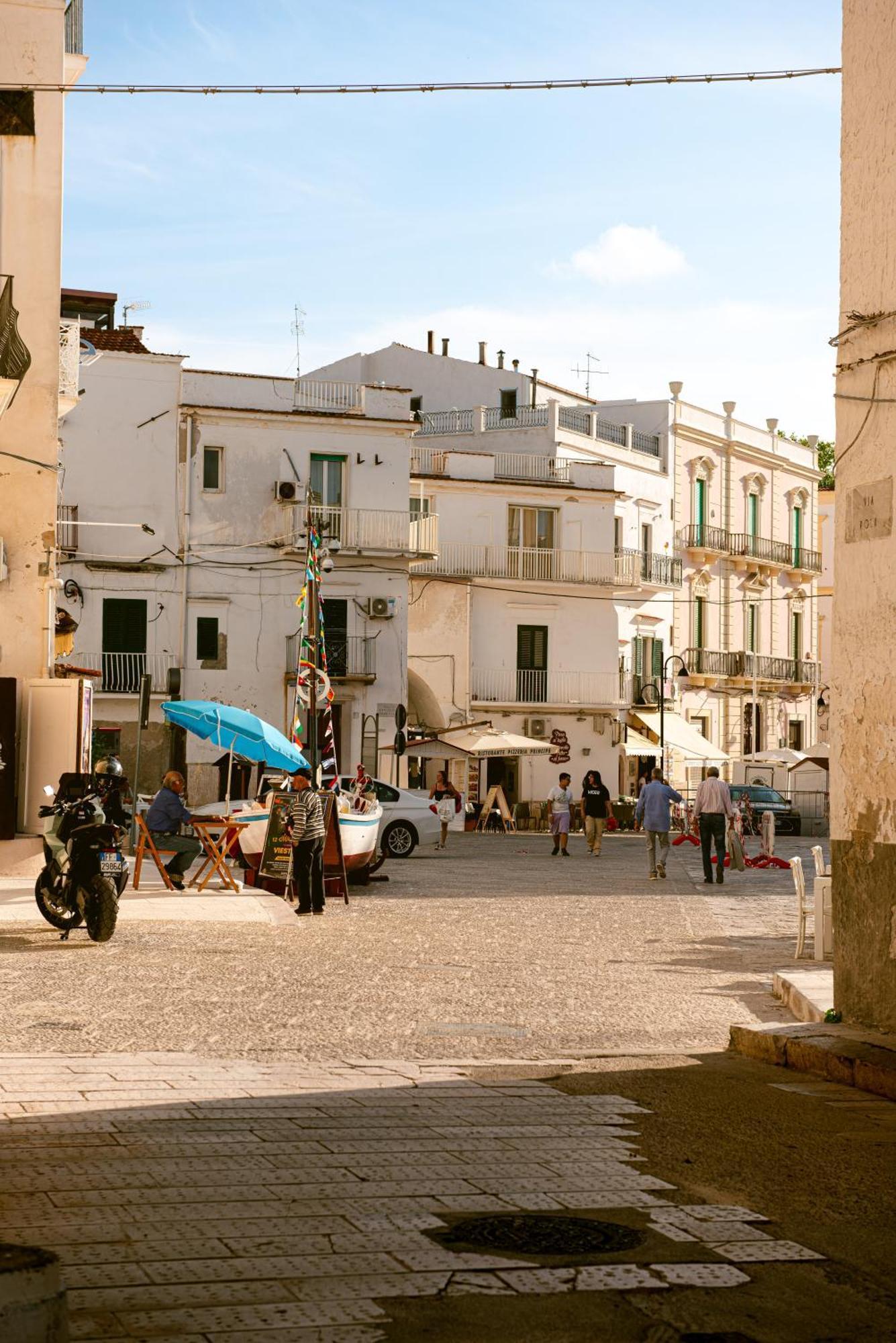 Hotel Degli Aranci Vieste Bagian luar foto