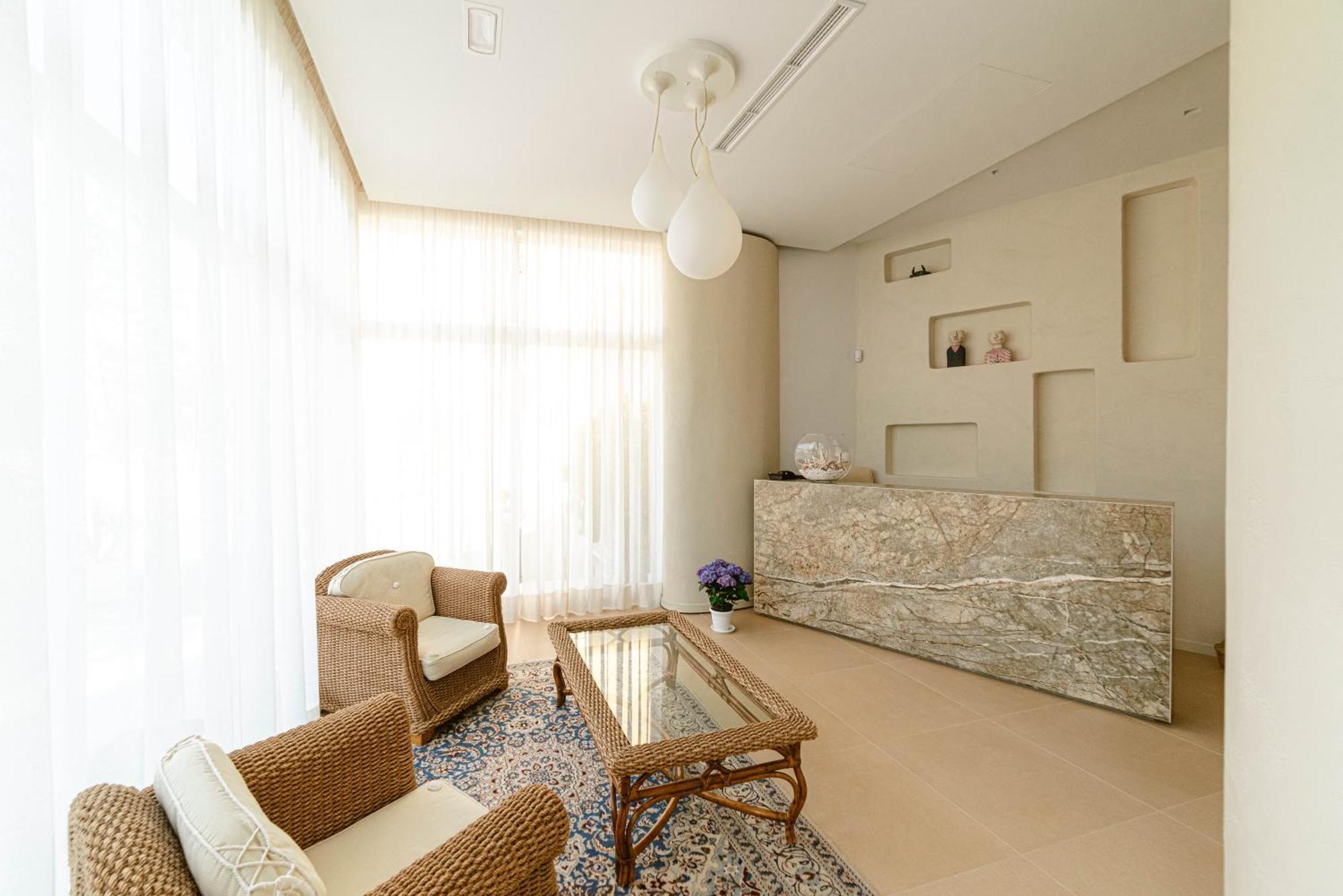 Hotel Degli Aranci Vieste Bagian luar foto